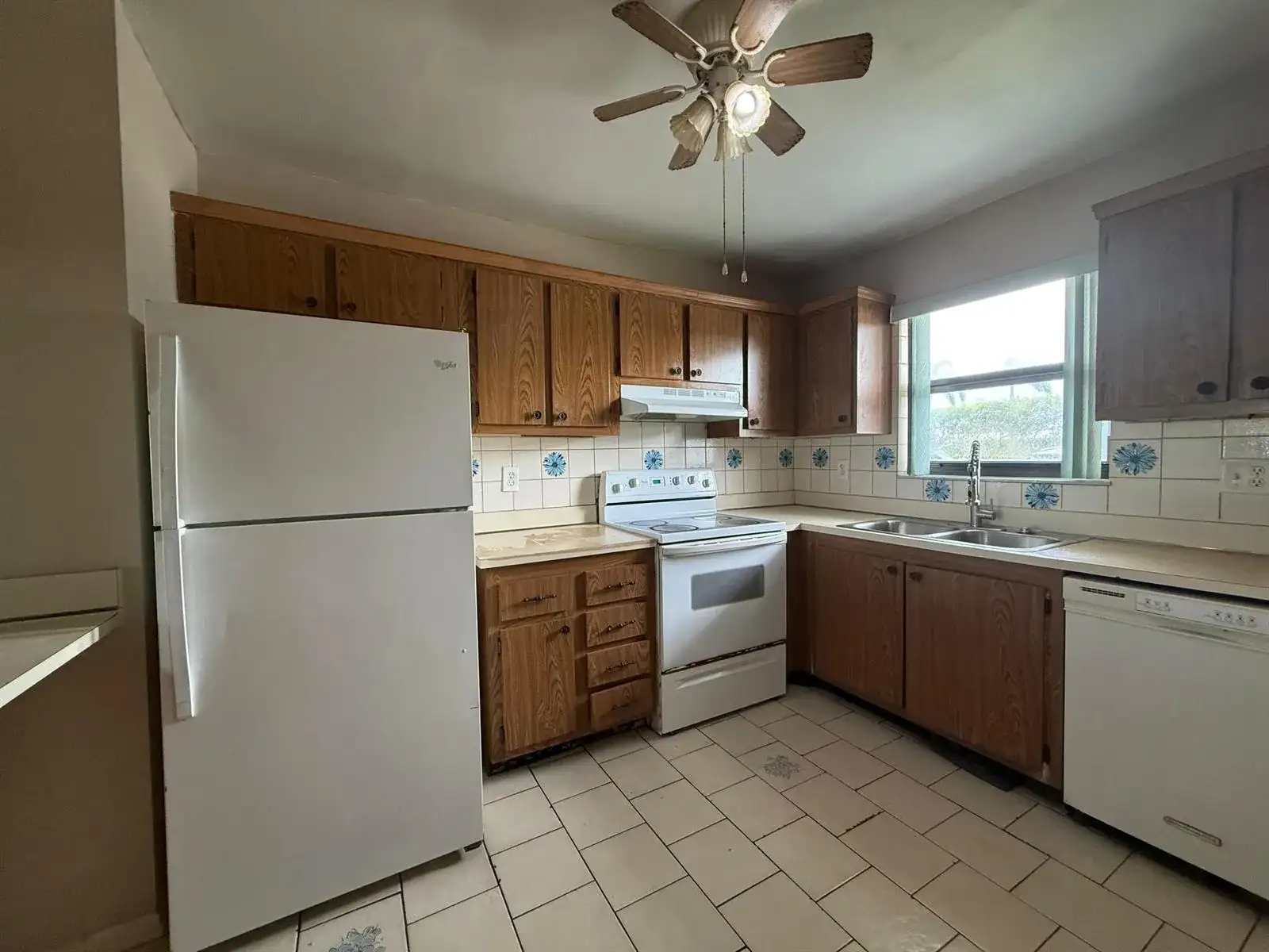 2141 W Woolbright Road # L106, Boynton Beach FL 33426 photo 3