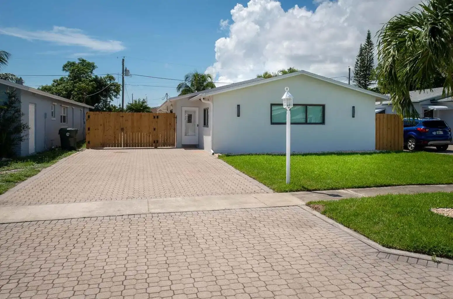 524 NW 53rd Street, Boca Raton FL 33487 photo 2