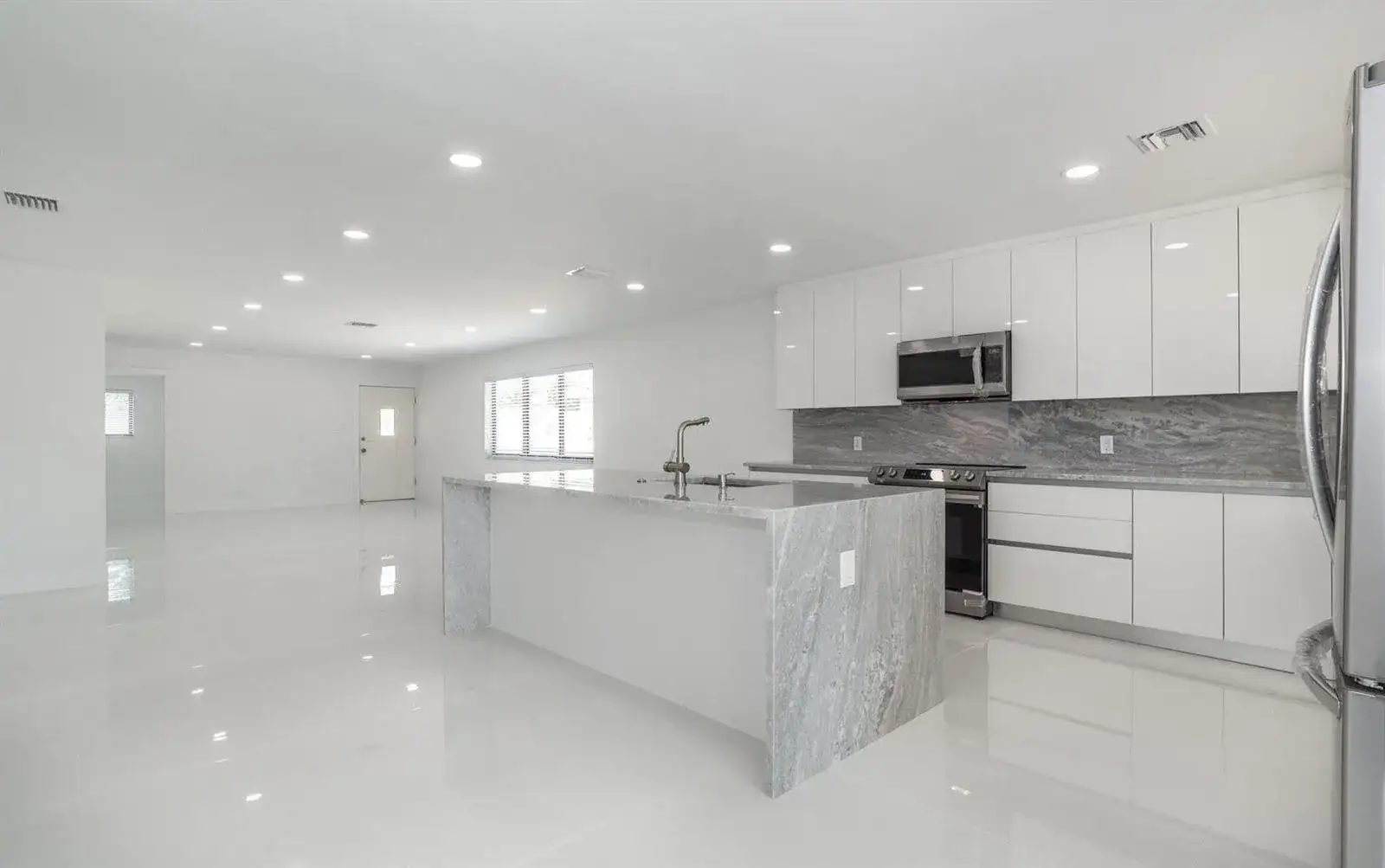 524 NW 53rd Street, Boca Raton FL 33487 photo 3