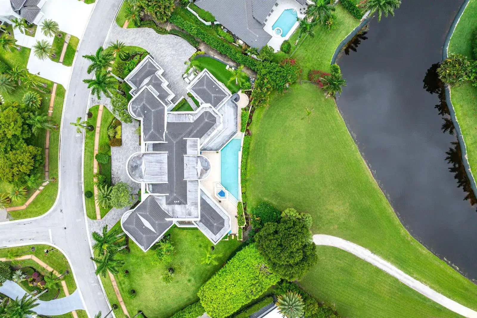 7027 Queenferry Circle, Boca Raton FL 33496 photo 2