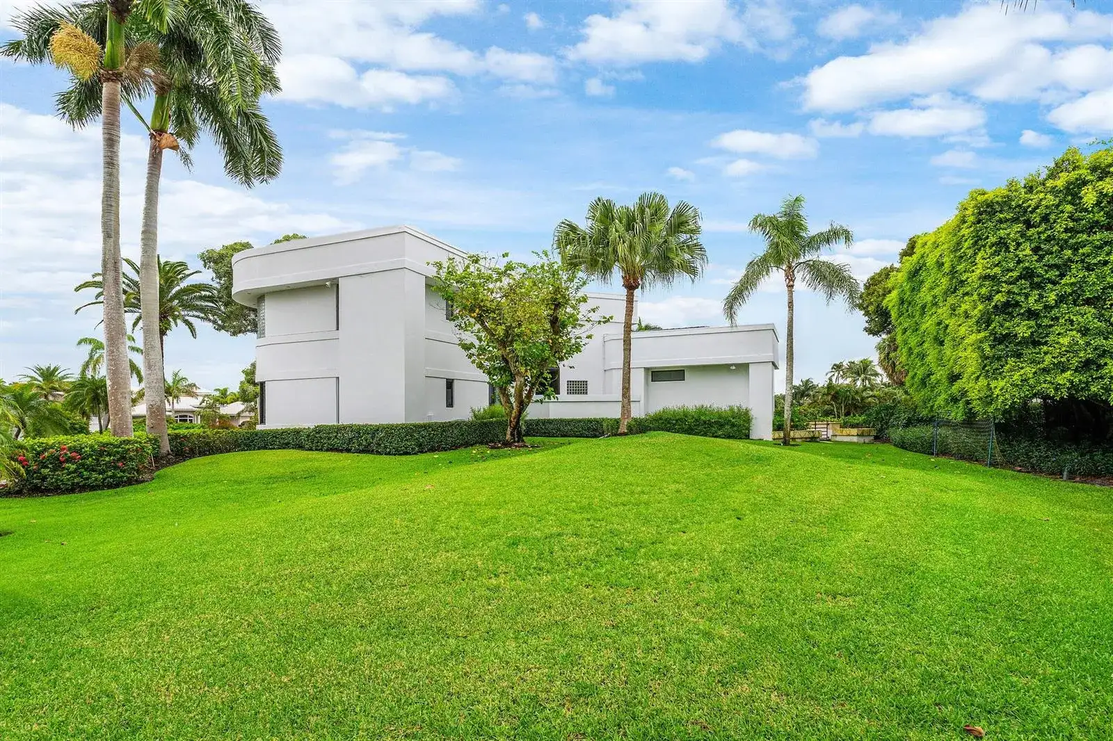 7027 Queenferry Circle, Boca Raton FL 33496 photo 4