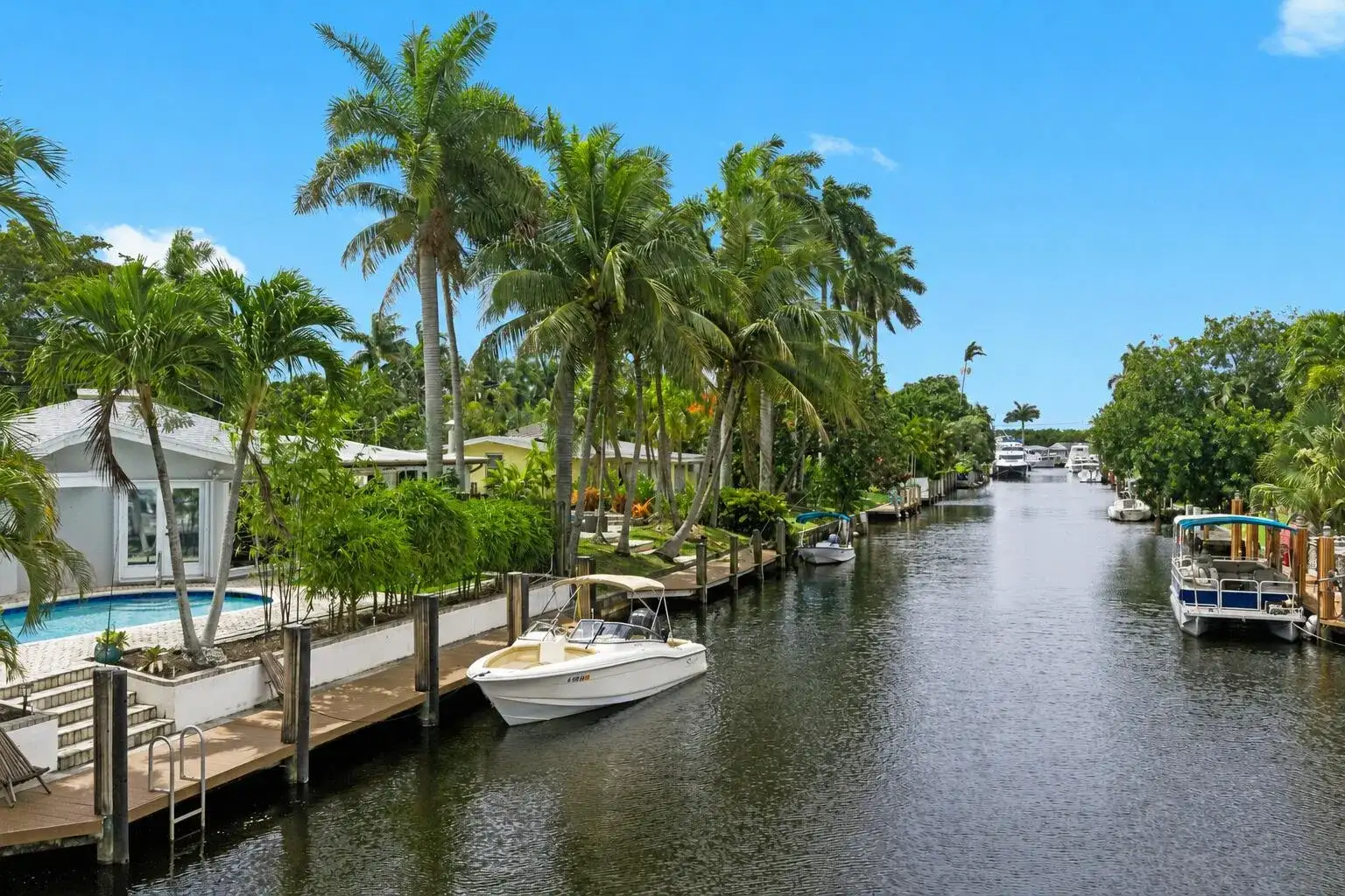 2625 Gulfstream Lane, Fort Lauderdale FL 33312 photo 2