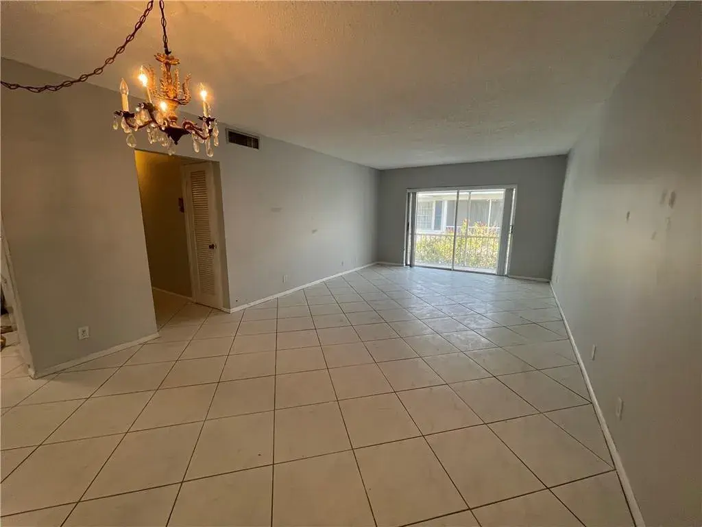 2180 NE 67th Street # 730, Fort Lauderdale FL 33308