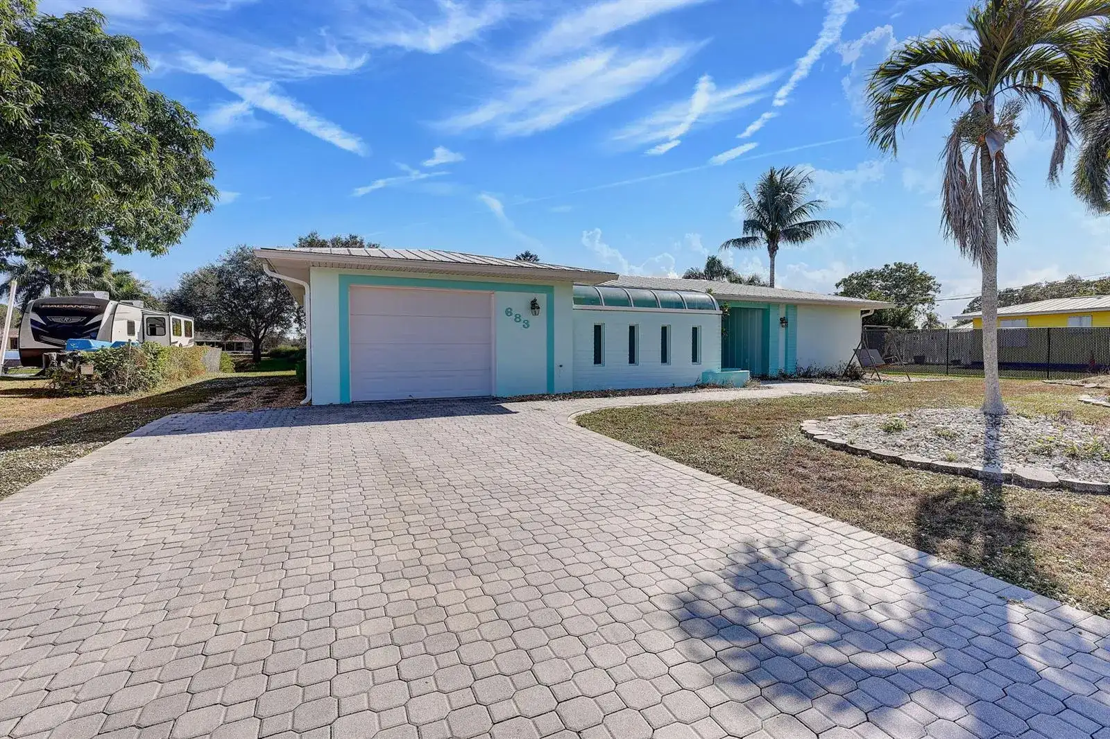 683 SE Harborview Drive, Port St. Lucie FL 34983 photo 2