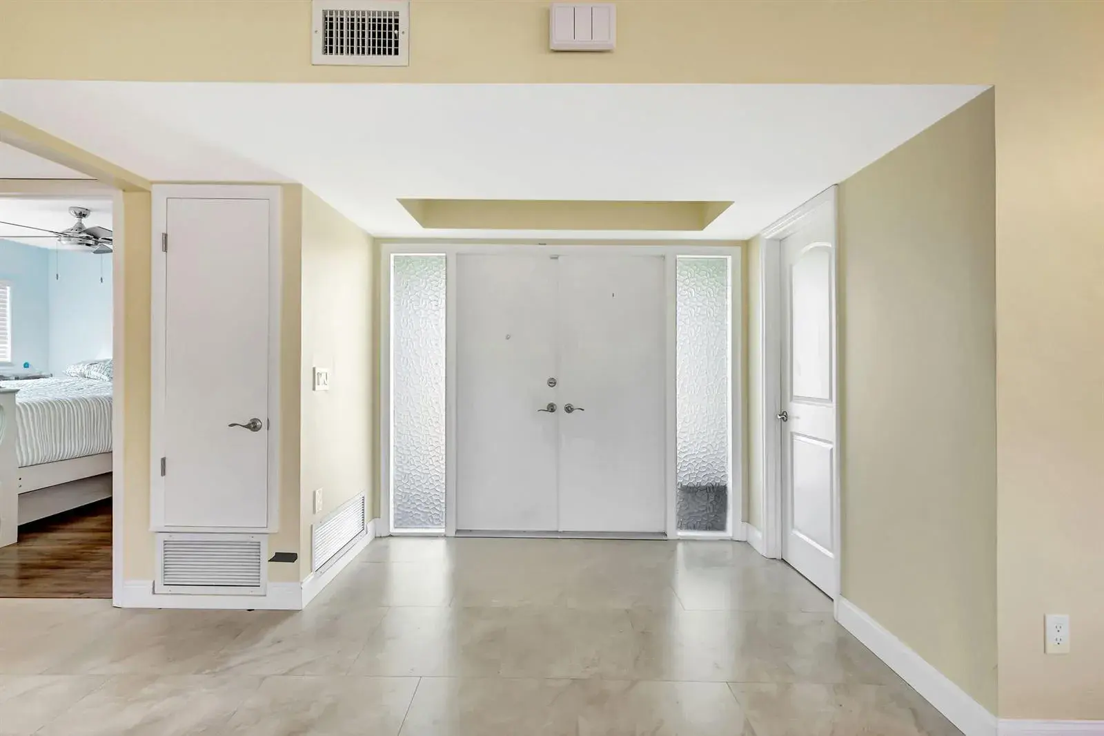 683 SE Harborview Drive, Port St. Lucie FL 34983
