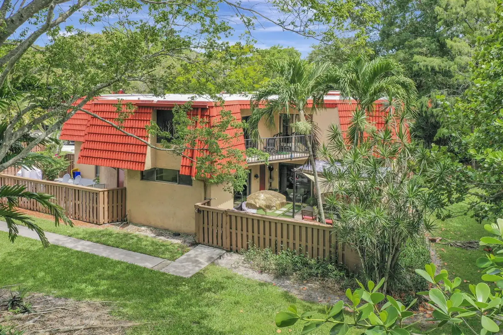 8105 Severn Drive # C, Boca Raton FL 33433 photo 2