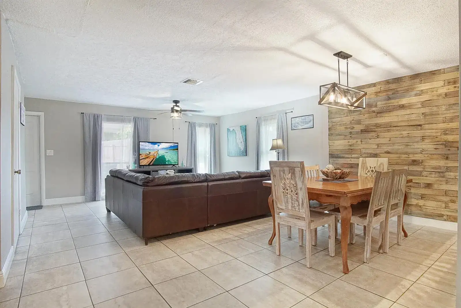 1002 Avenue E, Fort Pierce FL 34950 photo 2
