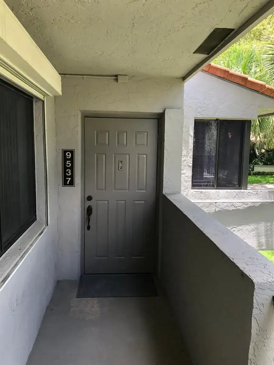 9537 SW 1st Court, Coral Springs FL 33071 photo 3