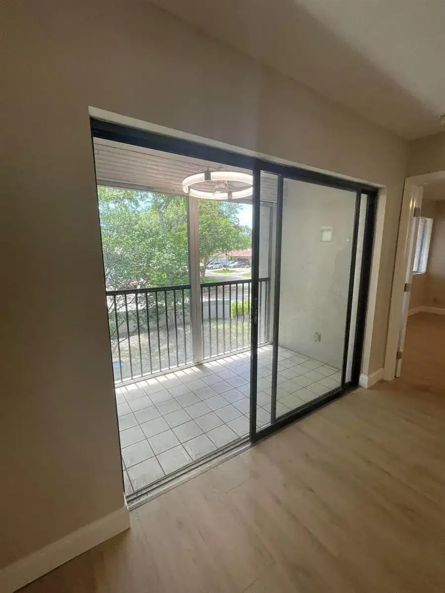 9537 SW 1st Court, Coral Springs FL 33071 photo 5