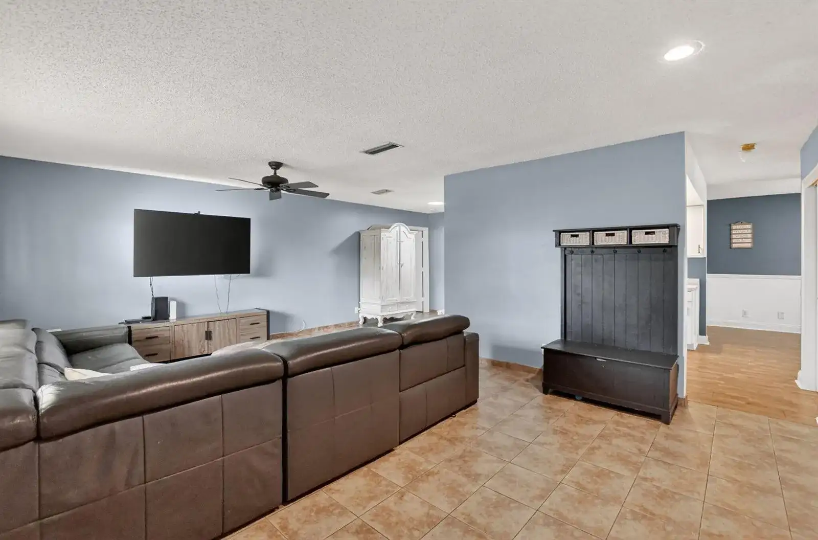 1140 NW 49th Street, Deerfield Beach FL 33064 photo 4