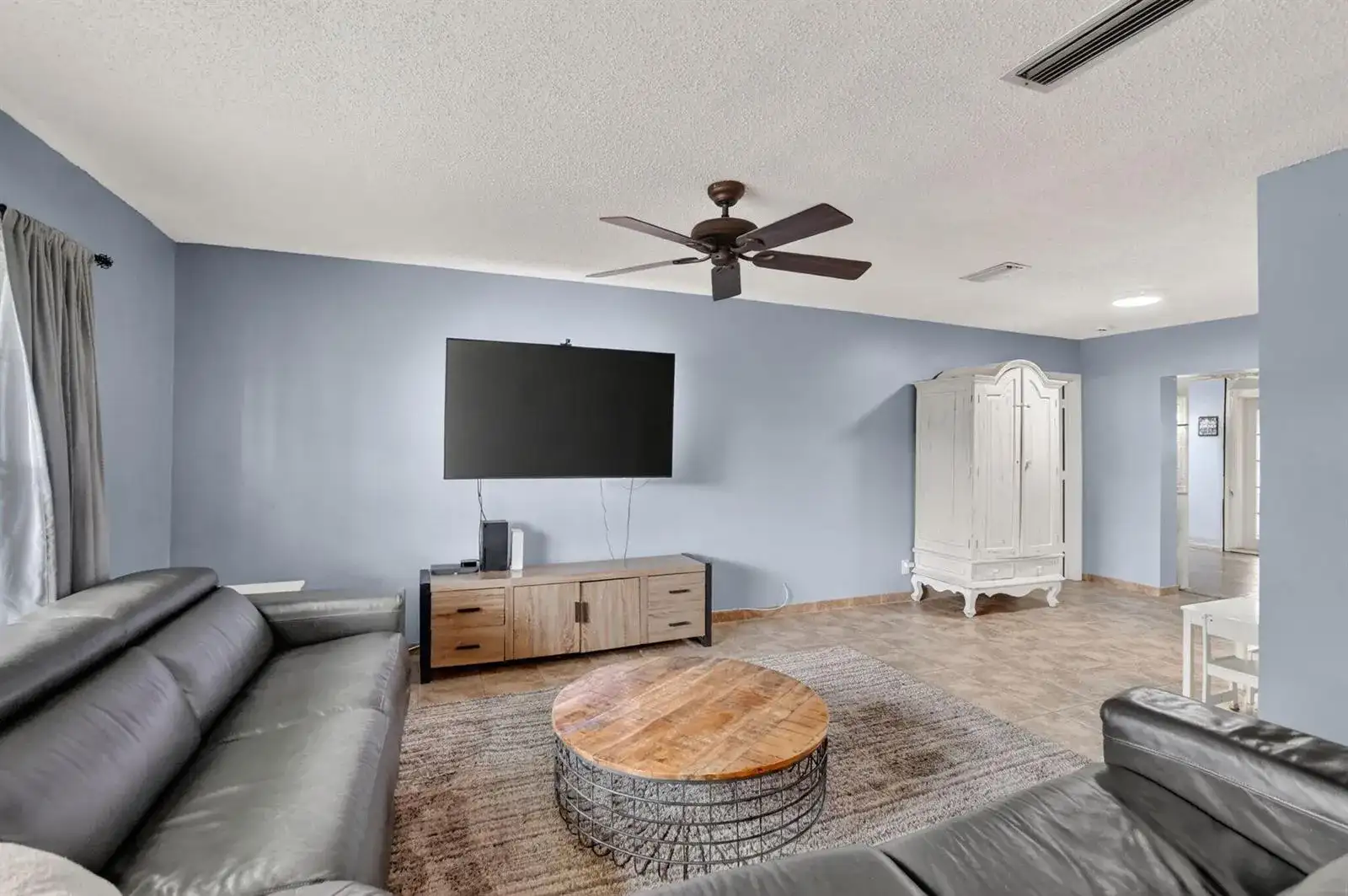 1140 NW 49th Street, Deerfield Beach FL 33064 photo 5