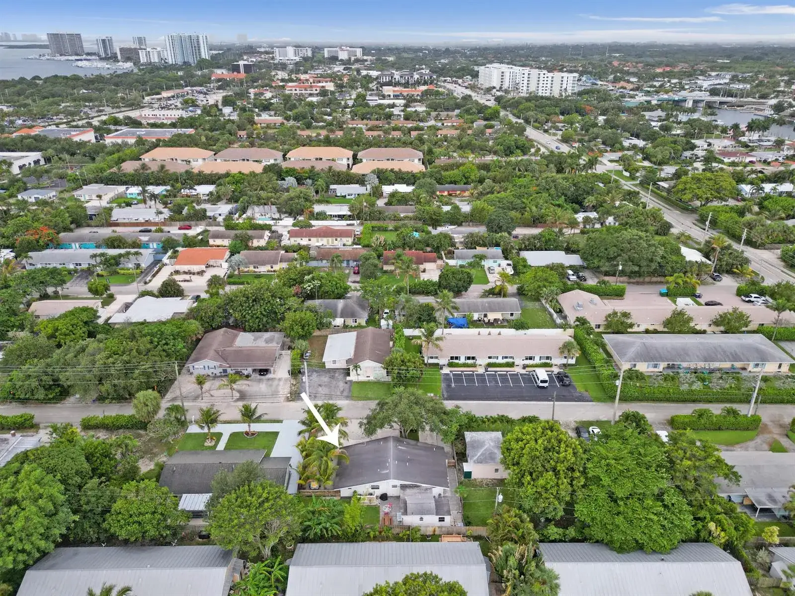 1947 Holman Drive, North Palm Beach FL 33408 photo 3