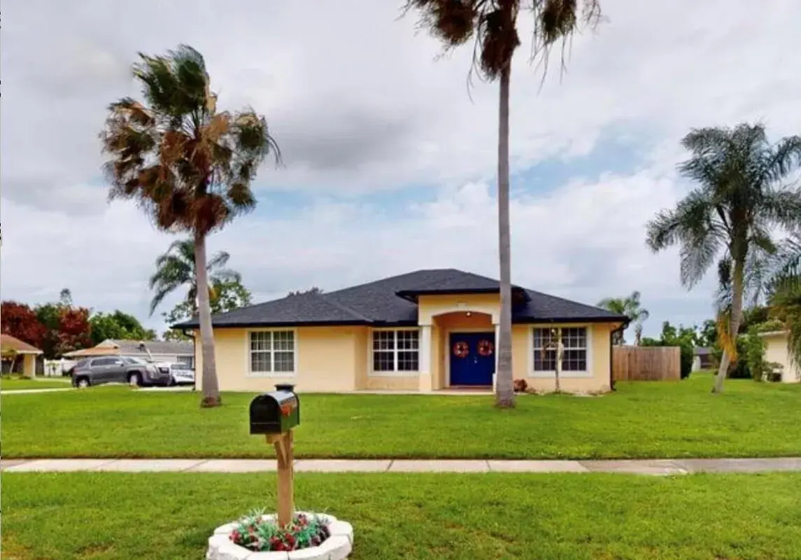 201 NE Faring Avenue, Port St. Lucie FL 34983