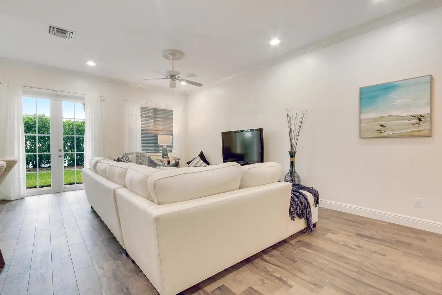 114 Ocean Breeze Drive, Juno Beach FL 33408 photo 4