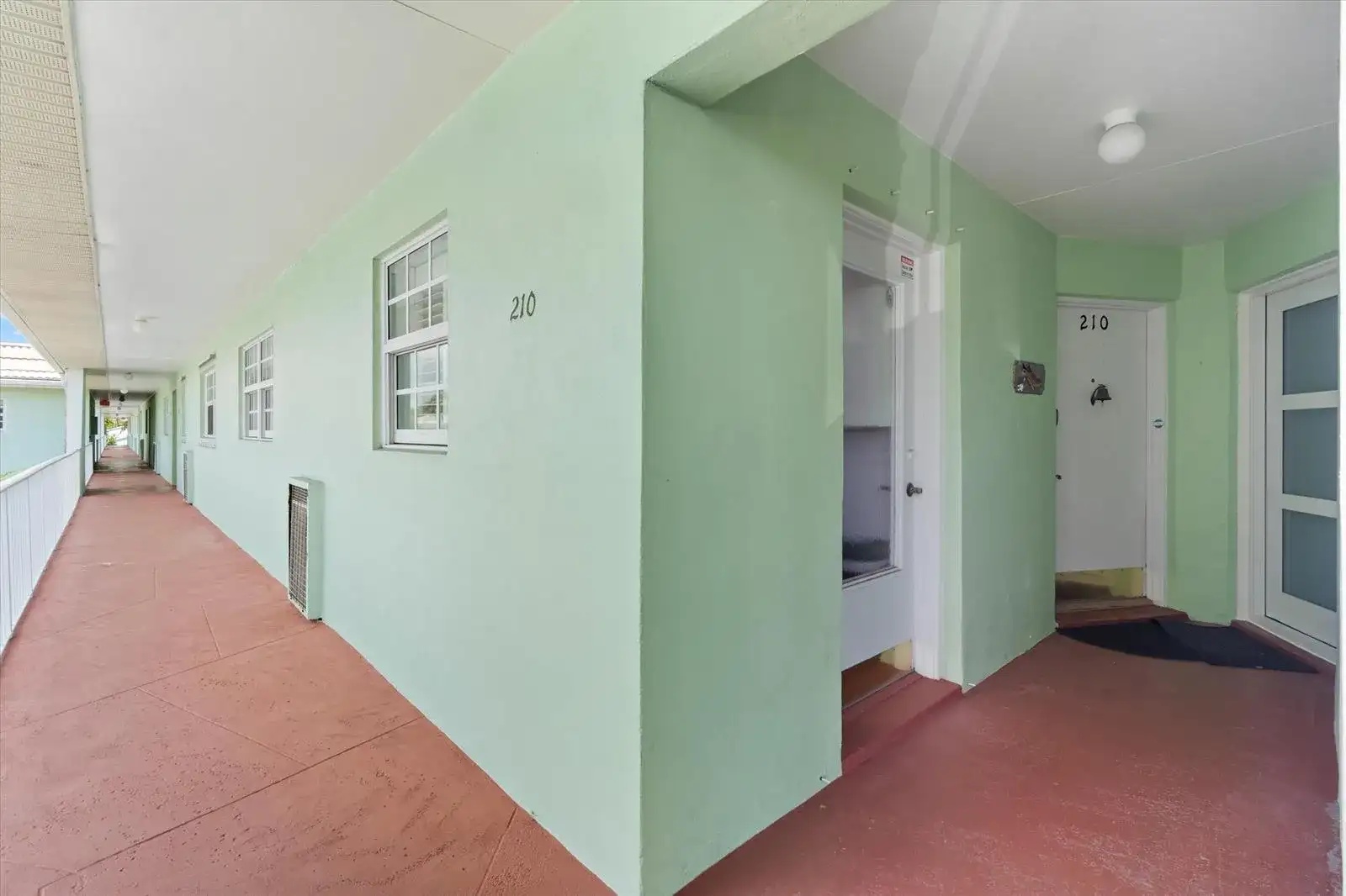 117 Lehane Terrace # 210, North Palm Beach FL 33408 photo 2
