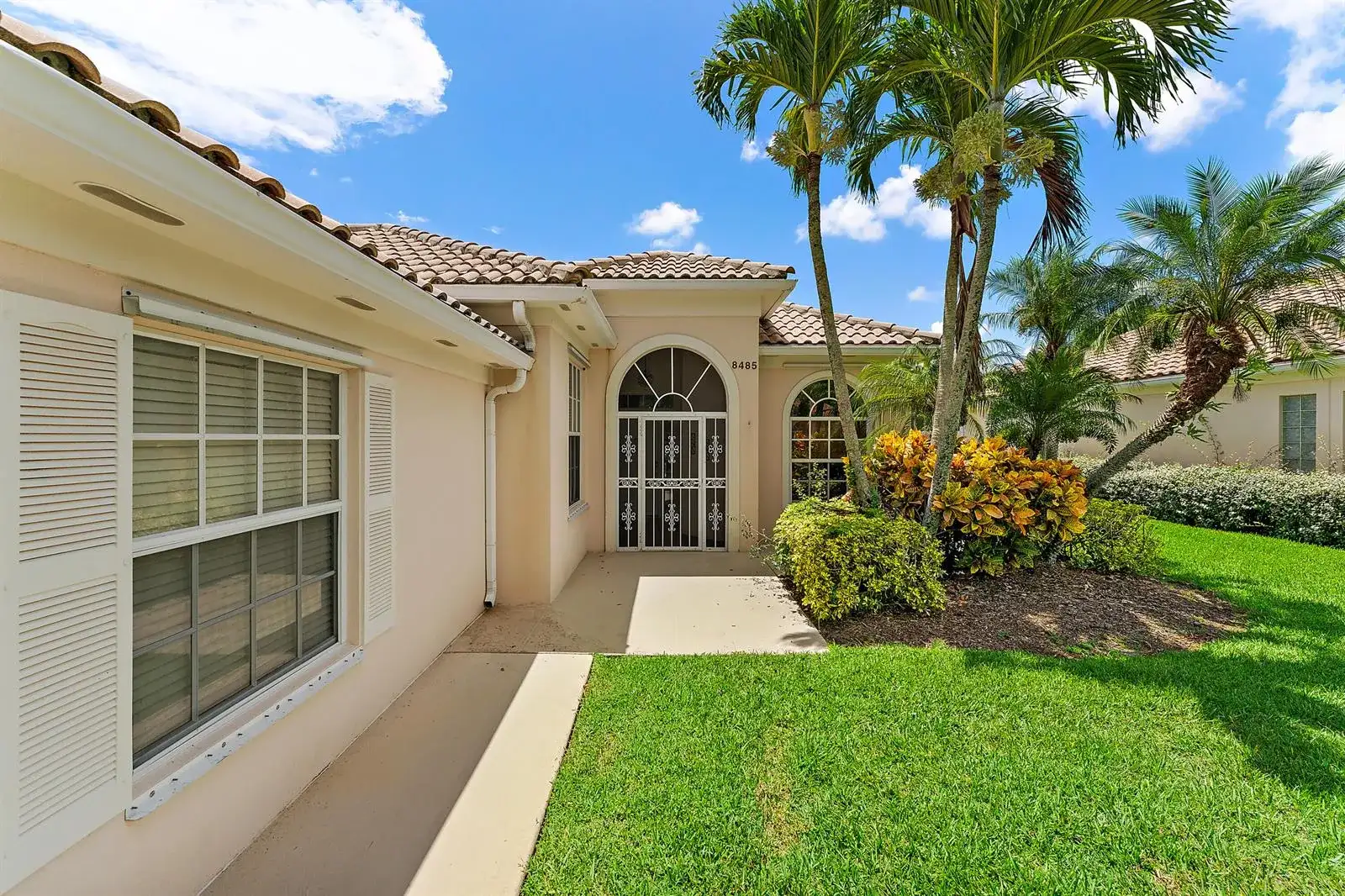 8485 SE Palm Hammock Lane, Hobe Sound FL 33455 photo 2