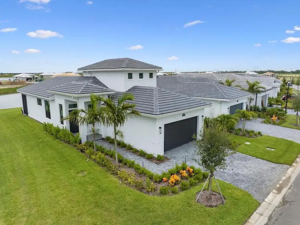 12442 SW Lunata Way, Port St. Lucie FL 34987 photo 3