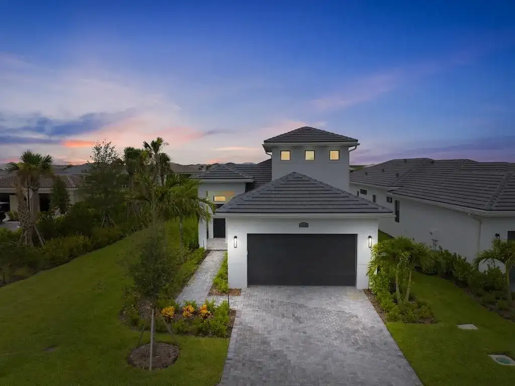 12442 SW Lunata Way, Port St. Lucie FL 34987 photo 4