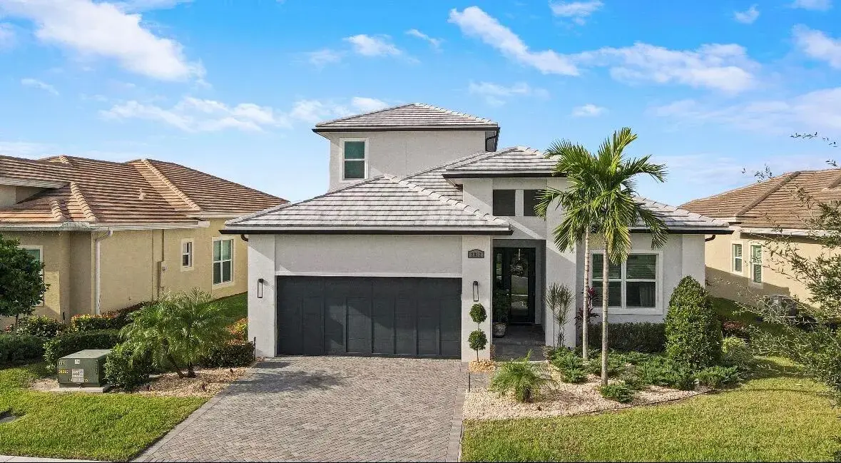 8852 SW Montova Way, Port St. Lucie FL 34987