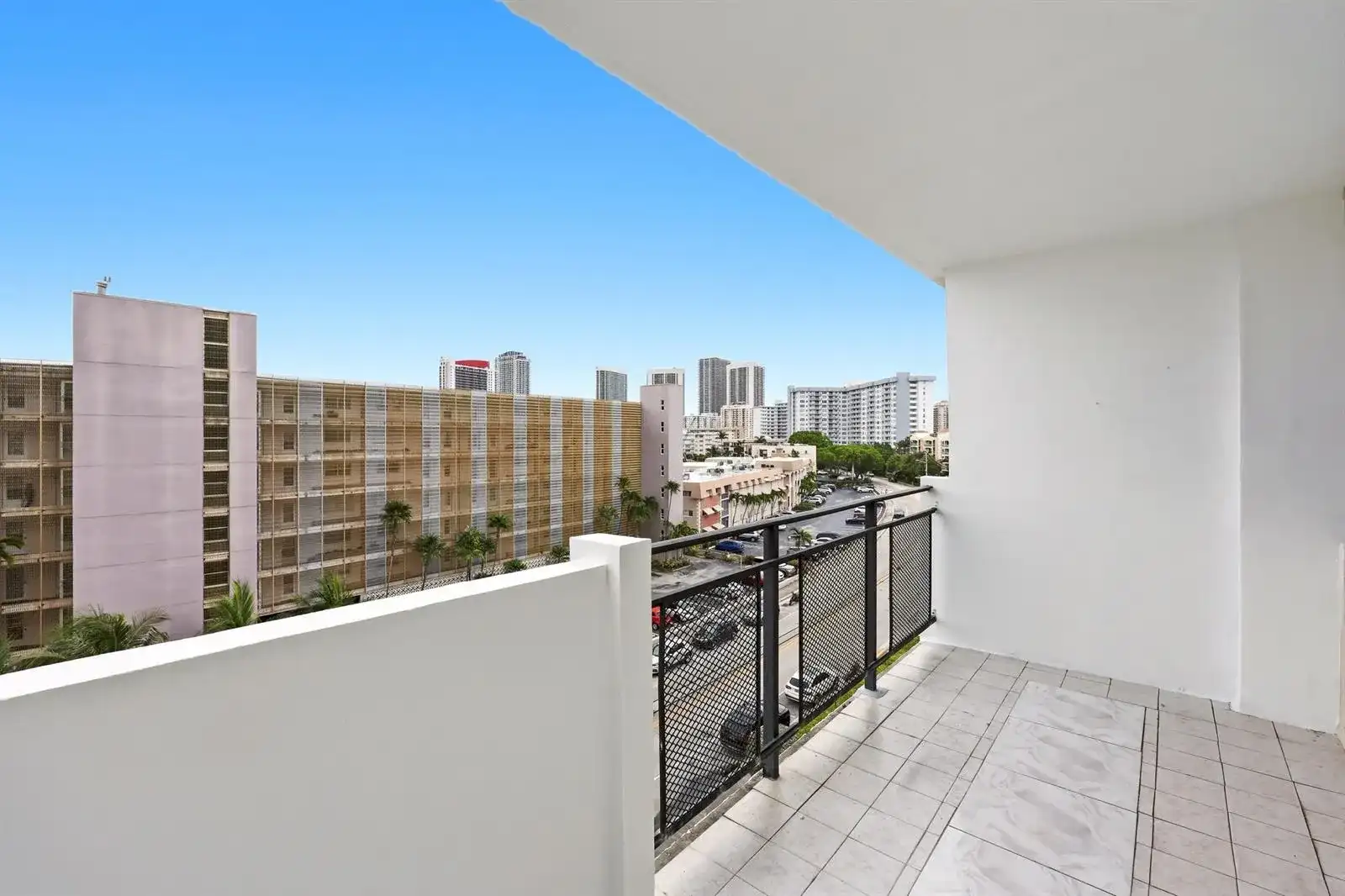 401 Golden Isles Drive # 602, Hallandale Beach FL 33009