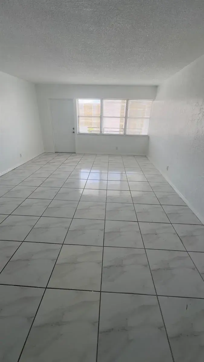401 Golden Isles Drive # 602, Hallandale Beach FL 33009