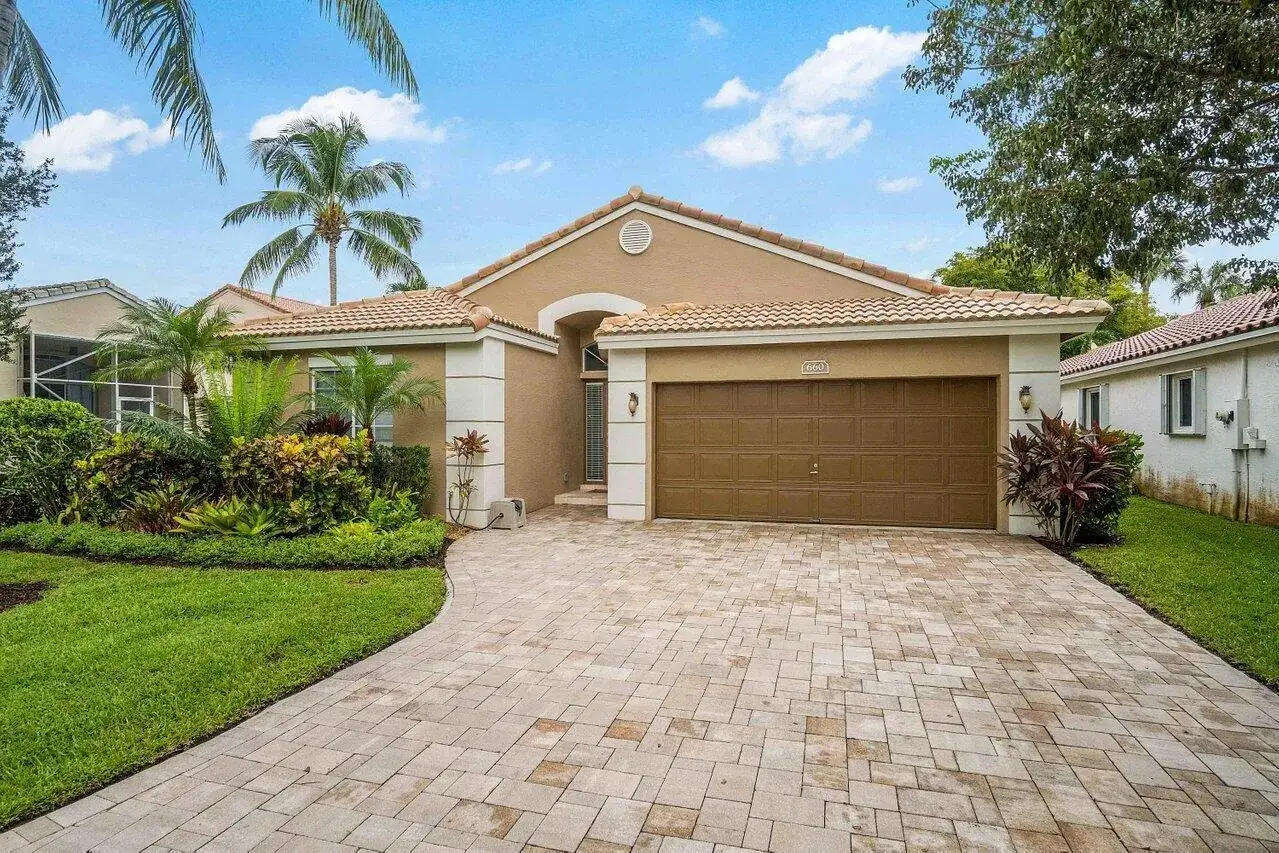 660 NW 45th Avenue, Deerfield Beach FL 33442 photo 2