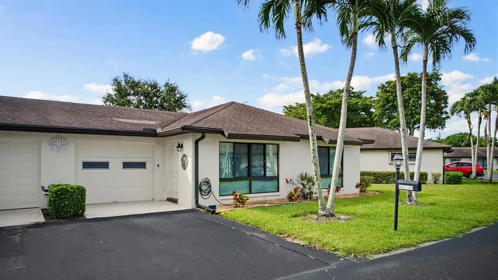 4854 Equestrian Circle Apt B, Boynton Beach FL 33436 photo 2