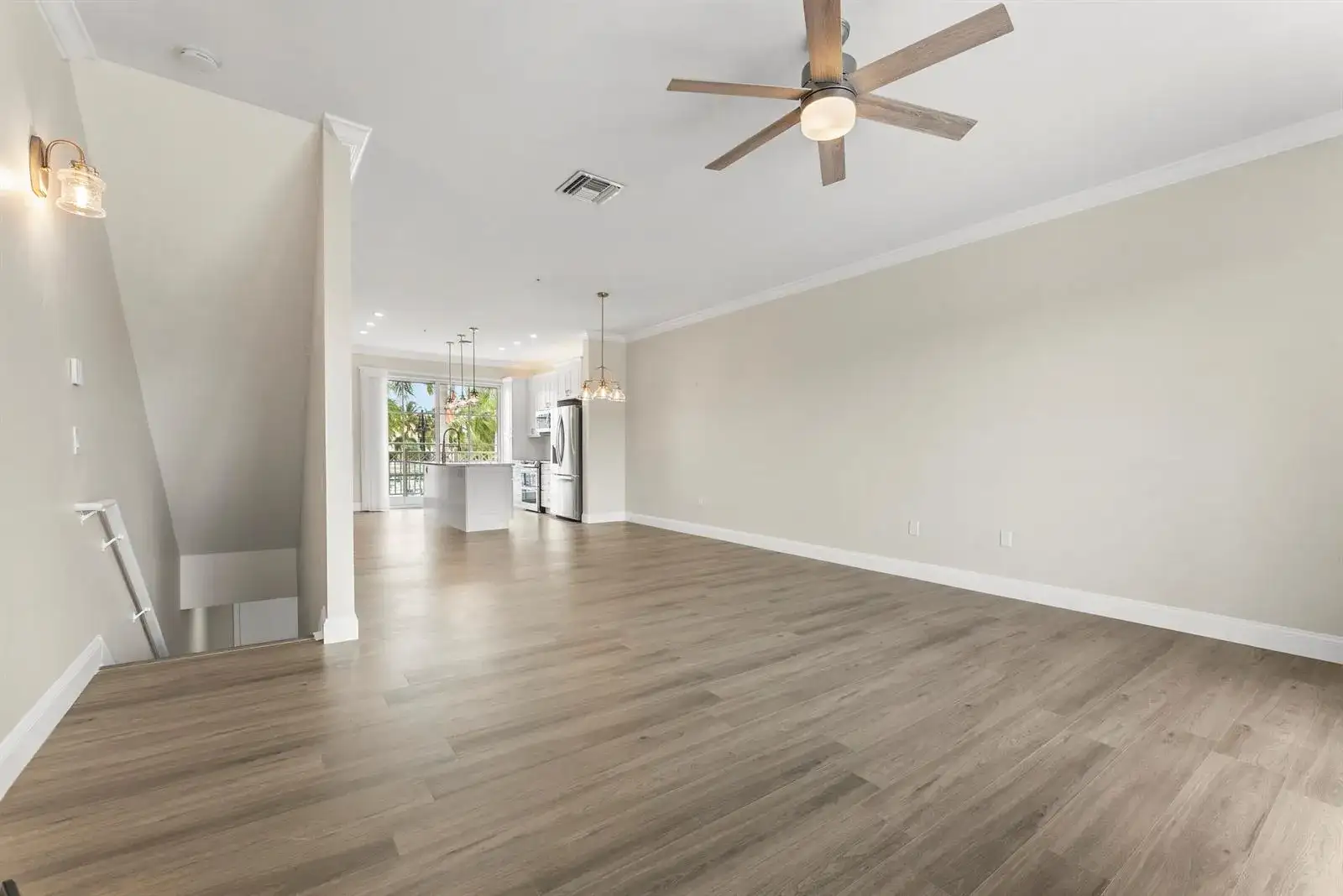 643 Casa Loma Boulevard, Boynton Beach FL 33435 photo 5