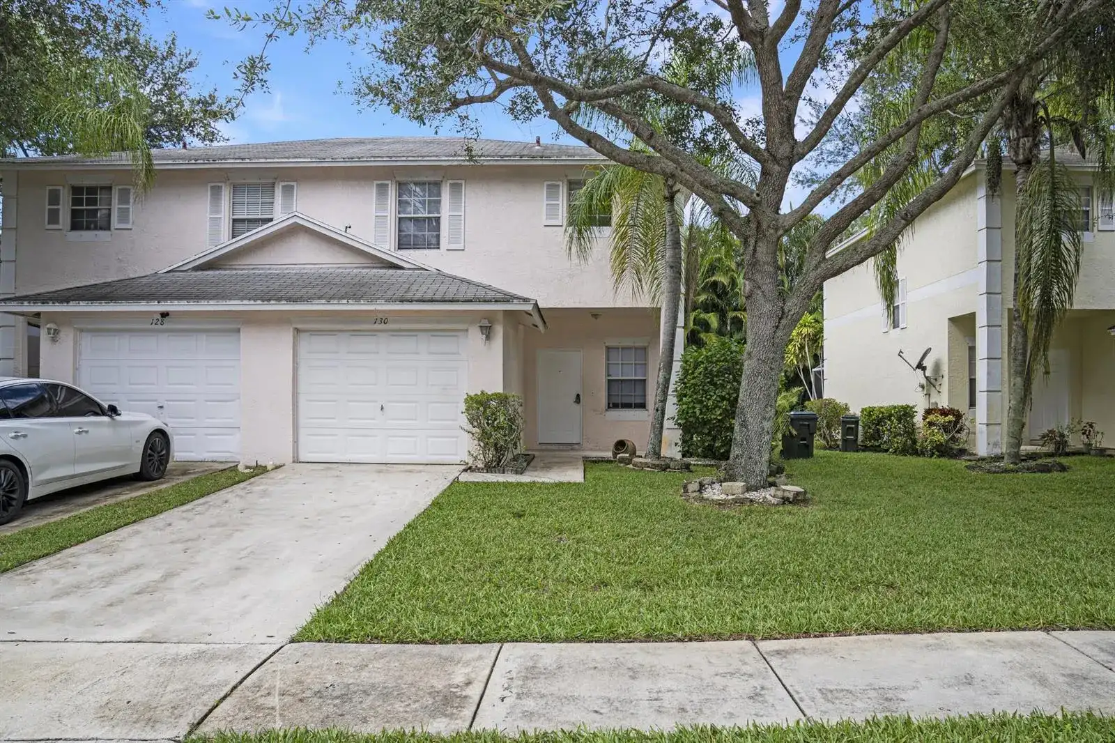 130 Baldwin Boulevard, FL 33463 photo 2