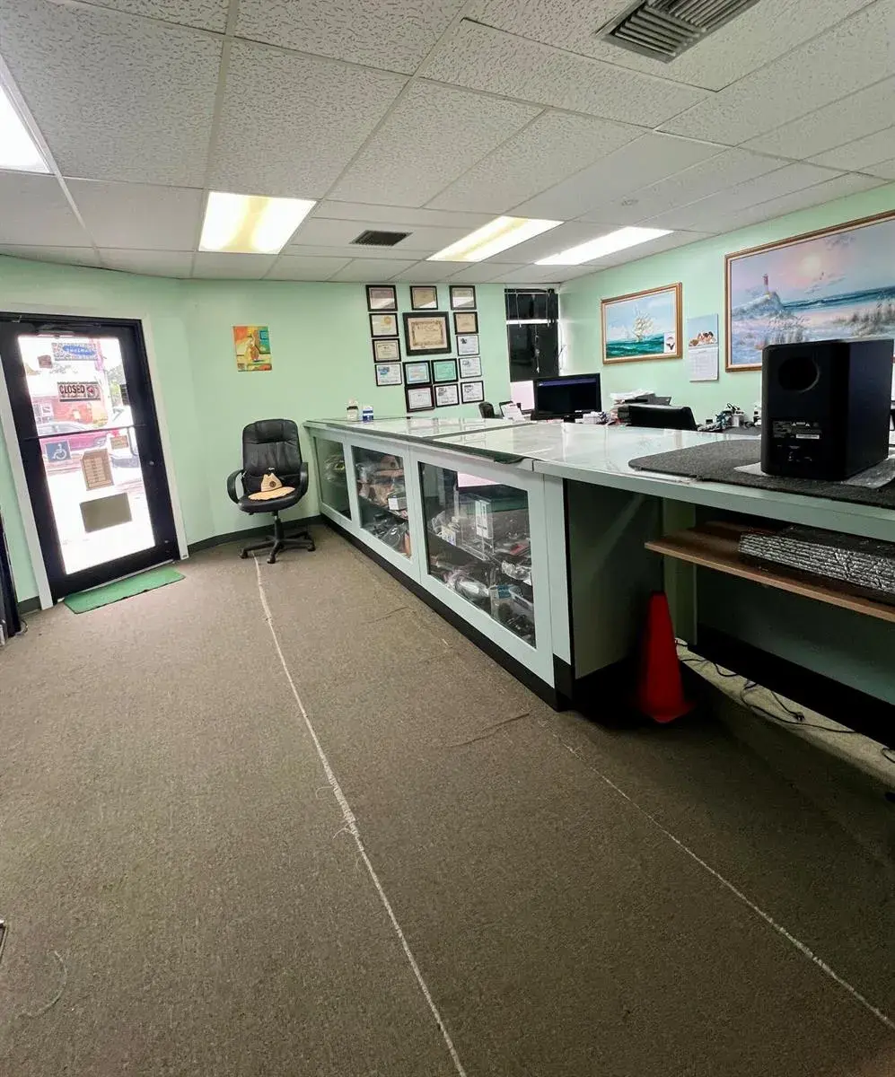 287 E Oakland Park Boulevard, Fort Lauderdale FL 33334