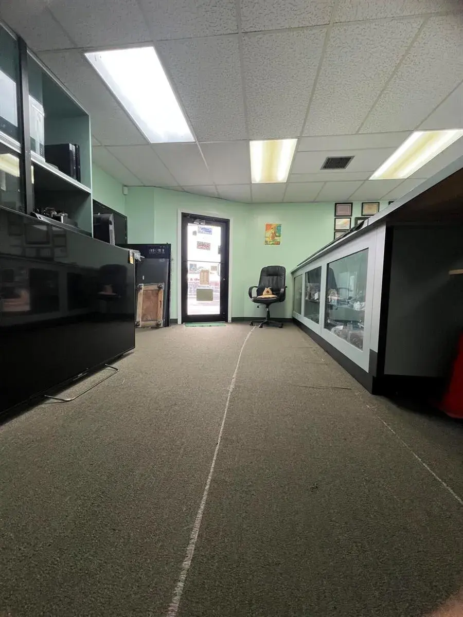 287 E Oakland Park Boulevard, Fort Lauderdale FL 33334