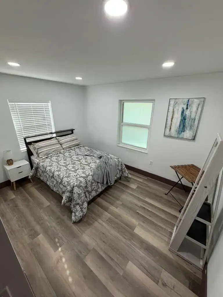 325 NW 135th Street, North Miami FL 33168 photo 5