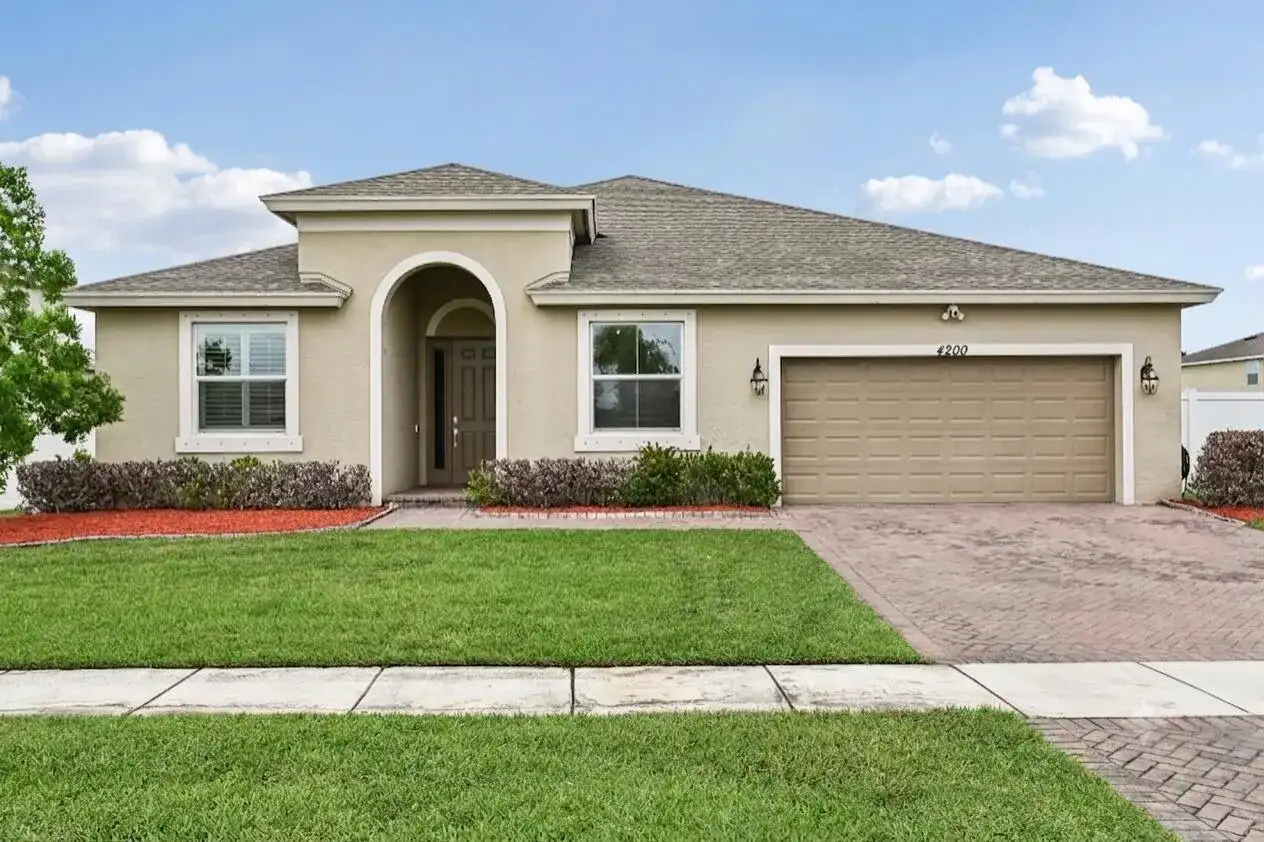 4200 Birkdale Drive, Fort Pierce FL 34947 photo 2