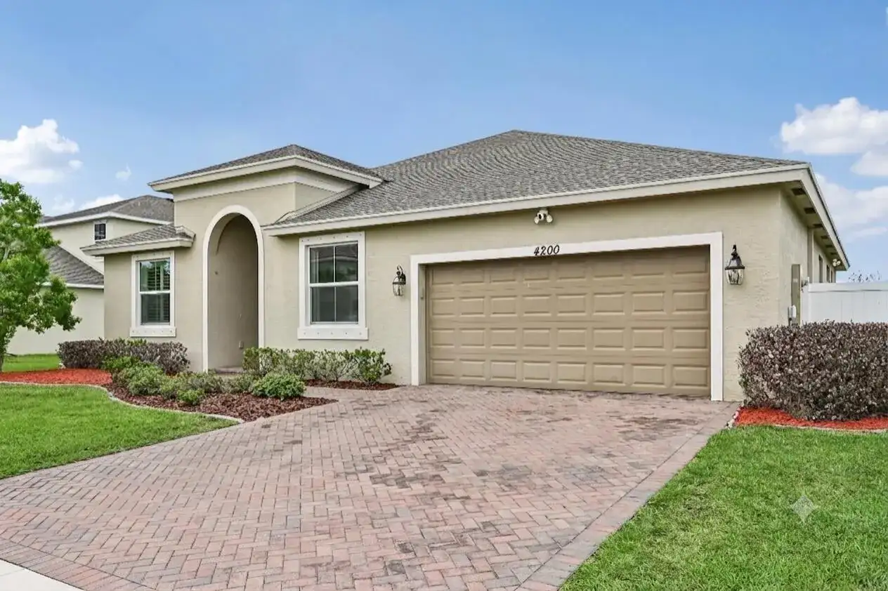 4200 Birkdale Drive, Fort Pierce FL 34947 photo 3