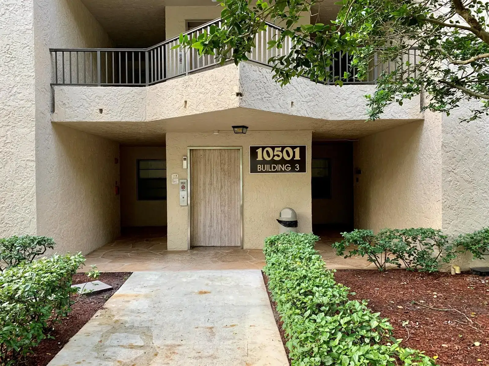 10501 W Broward Boulevard # 405, Plantation FL 33324 photo 2