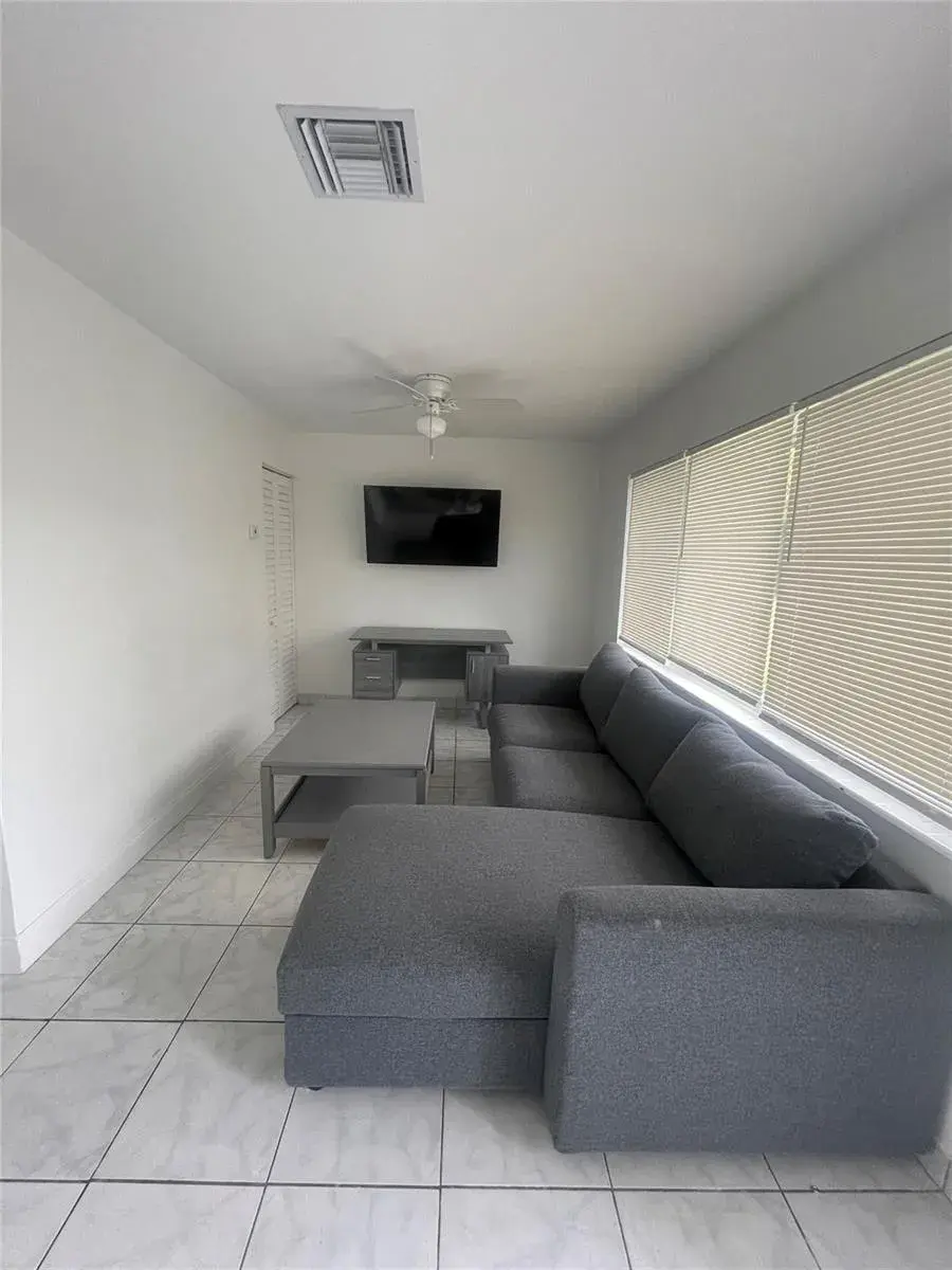 1135 NE 15th Avenue # 5, Fort Lauderdale FL