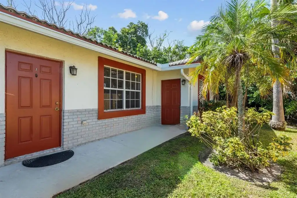 617 NW 15th Avenue, Pompano Beach FL 33069 photo 4