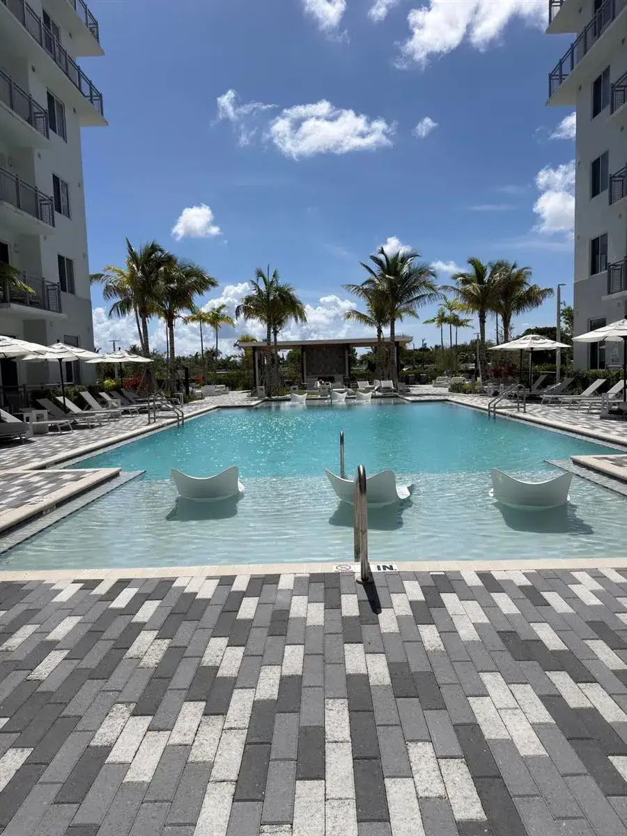 1710 N Congress Avenue, West Palm Beach FL 33409