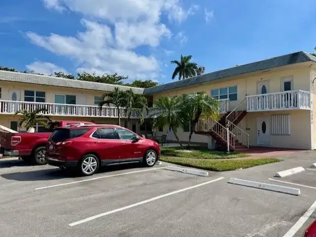 1455 N 12th Court # 6b, Hollywood FL 33019 photo 2