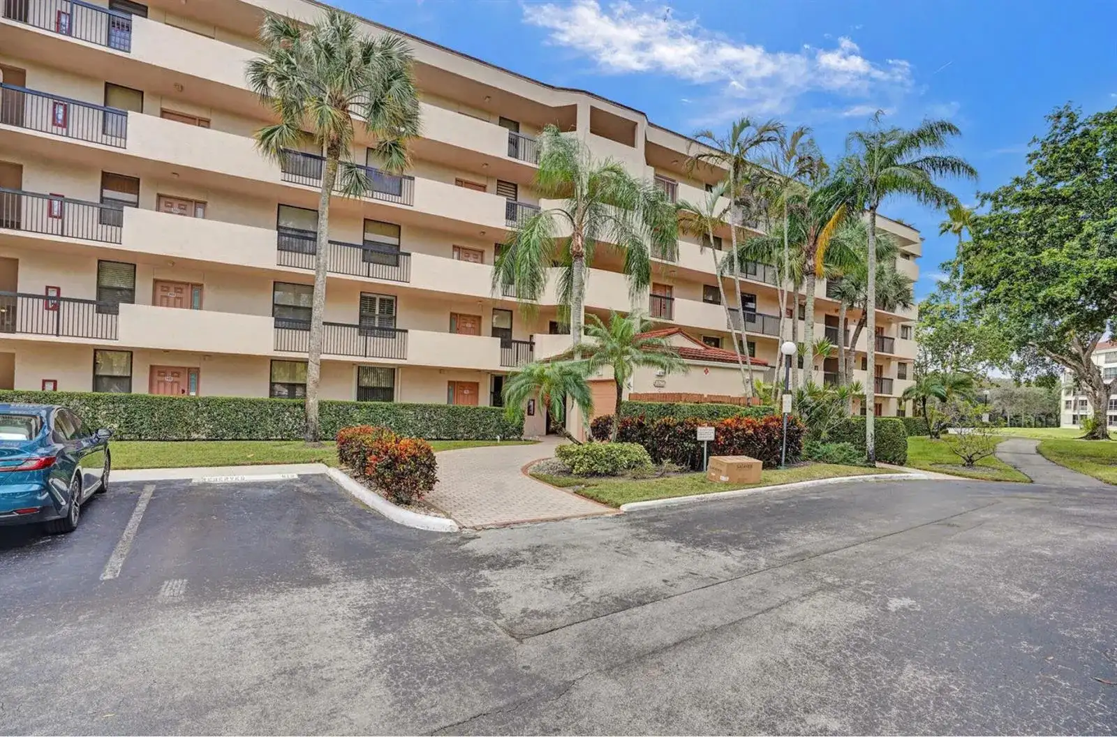 2768 Carambola Circle S # 301, Coconut Creek FL 33066 photo 3