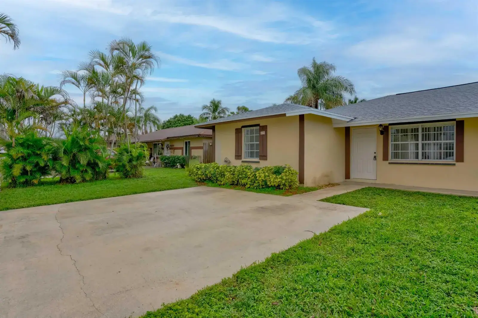 4698 Arthur Street, Palm Beach Gardens FL 33418