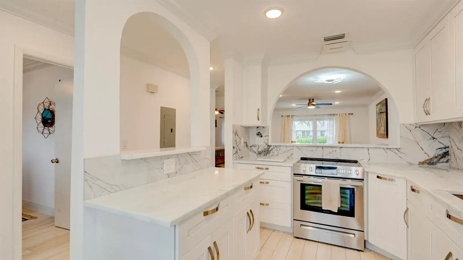 8638 Bella Vista Drive, Boca Raton FL 33433 photo 5
