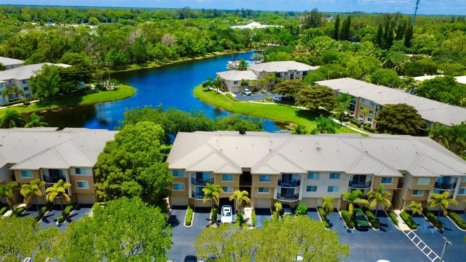 500 N Crestwood Ct Court N # 502, Royal Palm Beach FL 33411 photo 2