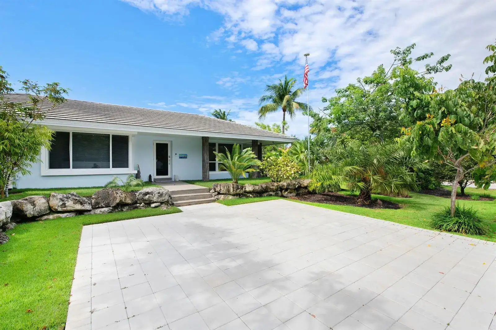 2417 SE 19th Place, Fort Lauderdale FL 33316 photo 3