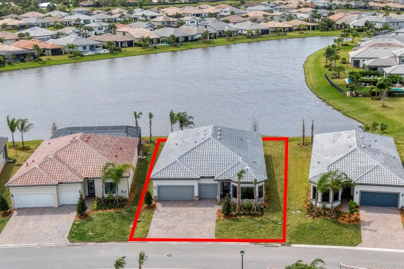 818 SE Courances Drive, Port St. Lucie FL 34984 photo 3