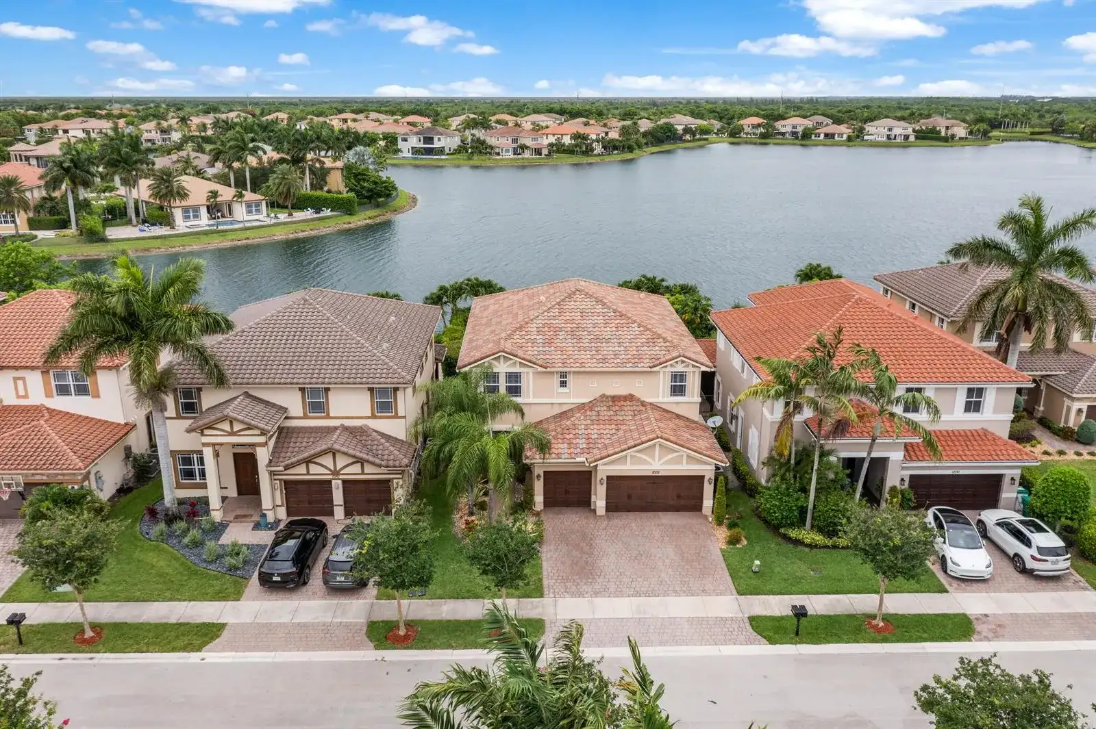 10151 Lake Vista Court, Parkland FL 33076 photo 3