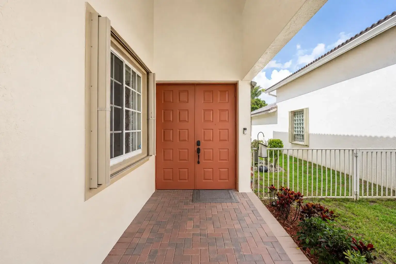 140 Bellezza Terrace, Royal Palm Beach FL 33411 photo 3