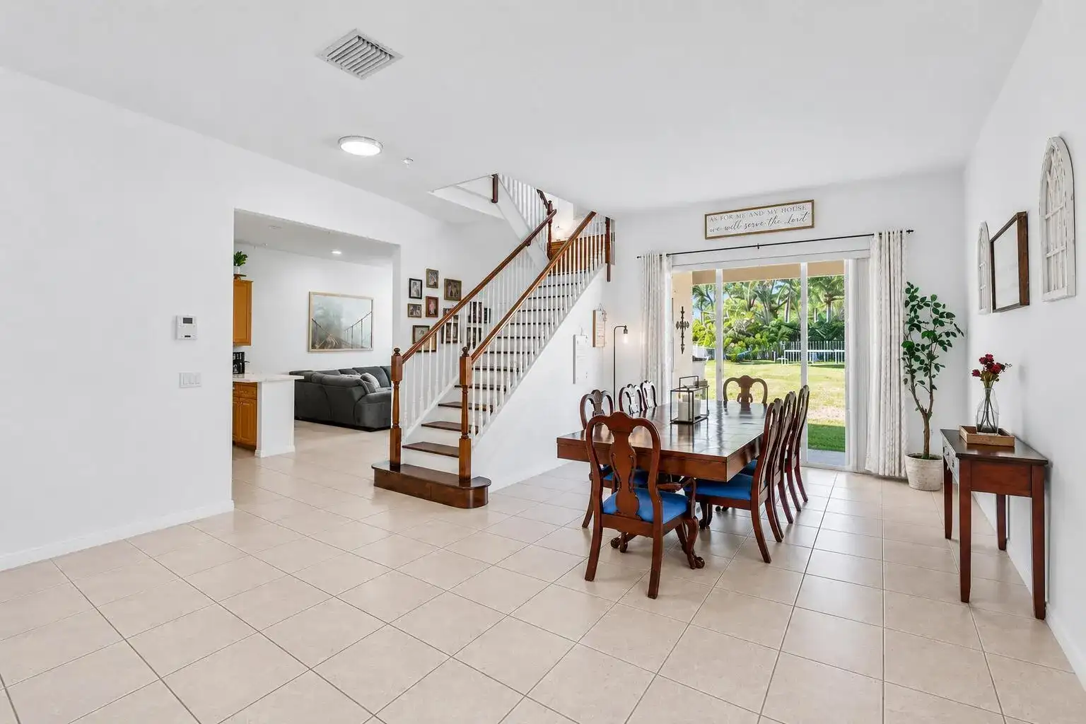 140 Bellezza Terrace, Royal Palm Beach FL 33411 photo 4