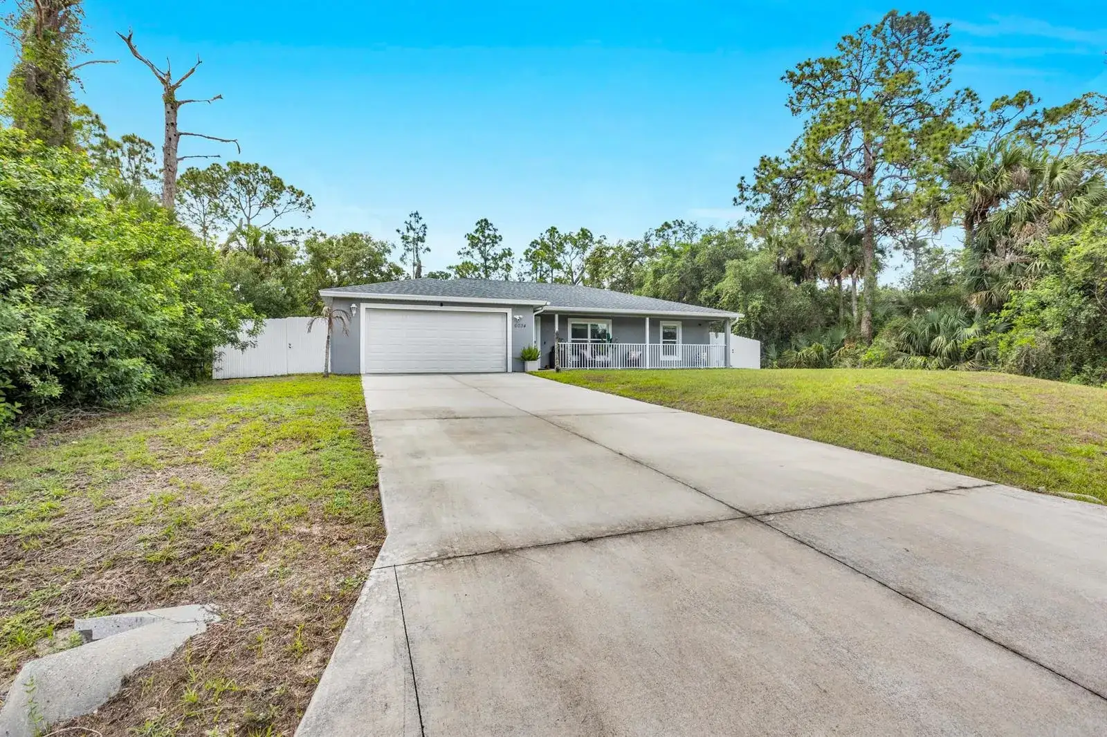 6034 Twig Court, FL 33935 photo 2