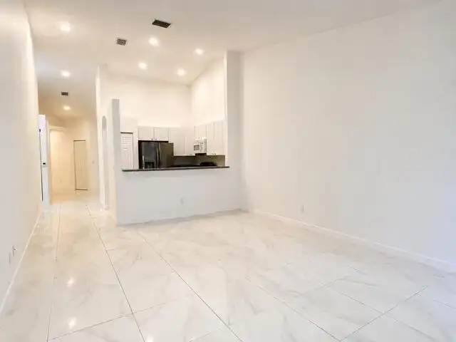 2480 S Coral Trace Circle S, Delray Beach FL 33445 photo 5